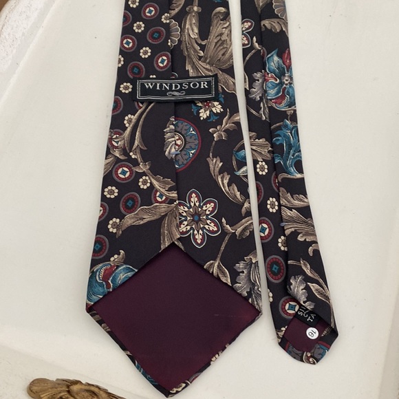 VTG Windsor Men’s Tall Silk Necktie - Picture 4 of 7